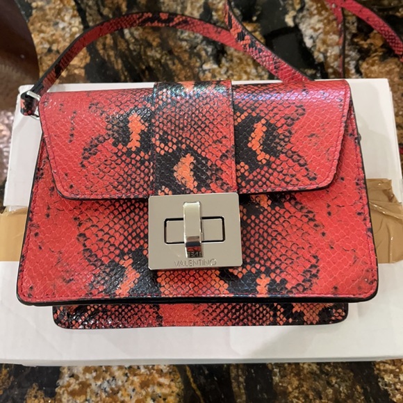 Mario Valentino coral red snake print bag - Picture 2 of 8
